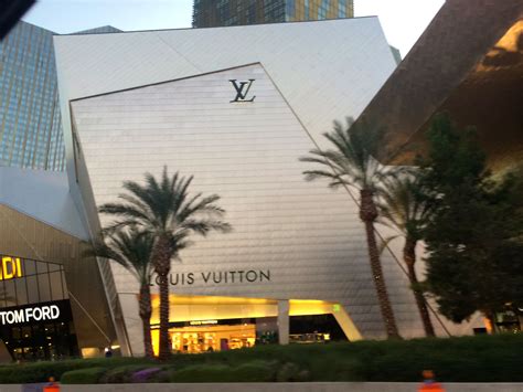 city center louis vuitton las vegas|las vegas Louis Vuitton store.